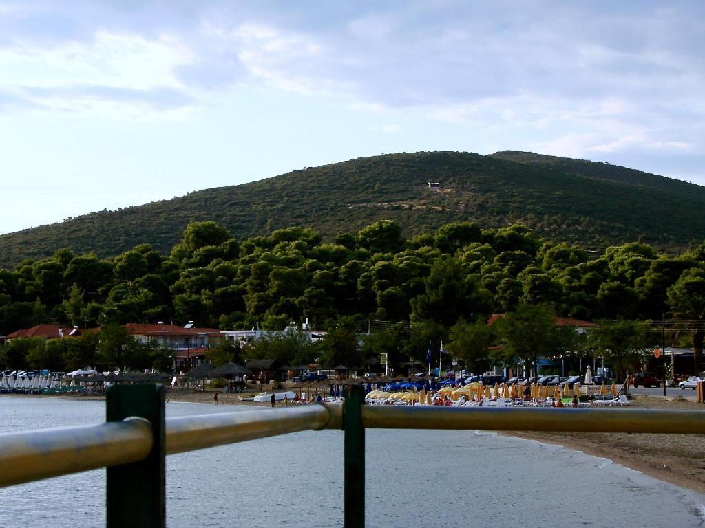 Apartments Karpetis A Green Paradise Psakoudia Luaran gambar